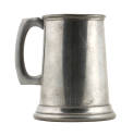 Pewter tankard with handle